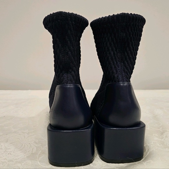 Stuart weitzman boot - Picture 4 of 5